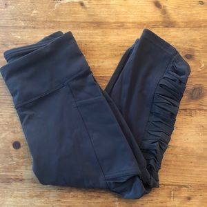 Lululemon Sharp Turns Crop 17”